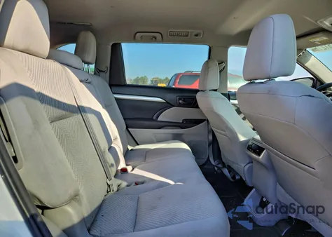 2015 Toyota Highlander Le from USA, damaged, VIN 5TDZARFH7FS016529